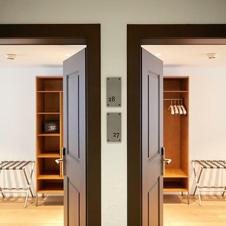 Italian Lifestyle Hotel & Osteria Chartreuse Тун Екстериор снимка