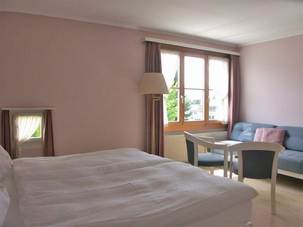 Italian Lifestyle Hotel & Osteria Chartreuse Тун Екстериор снимка