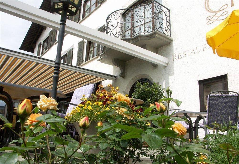 Italian Lifestyle Hotel & Osteria Chartreuse Тун Екстериор снимка