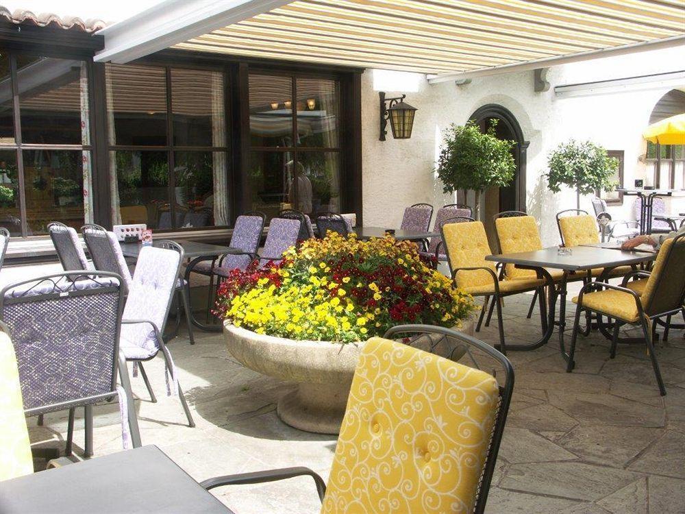 Italian Lifestyle Hotel & Osteria Chartreuse Тун Екстериор снимка