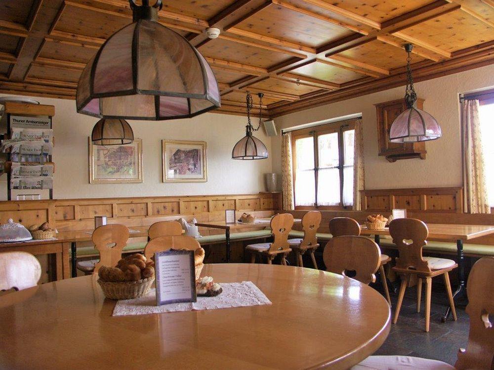 Italian Lifestyle Hotel & Osteria Chartreuse Тун Екстериор снимка
