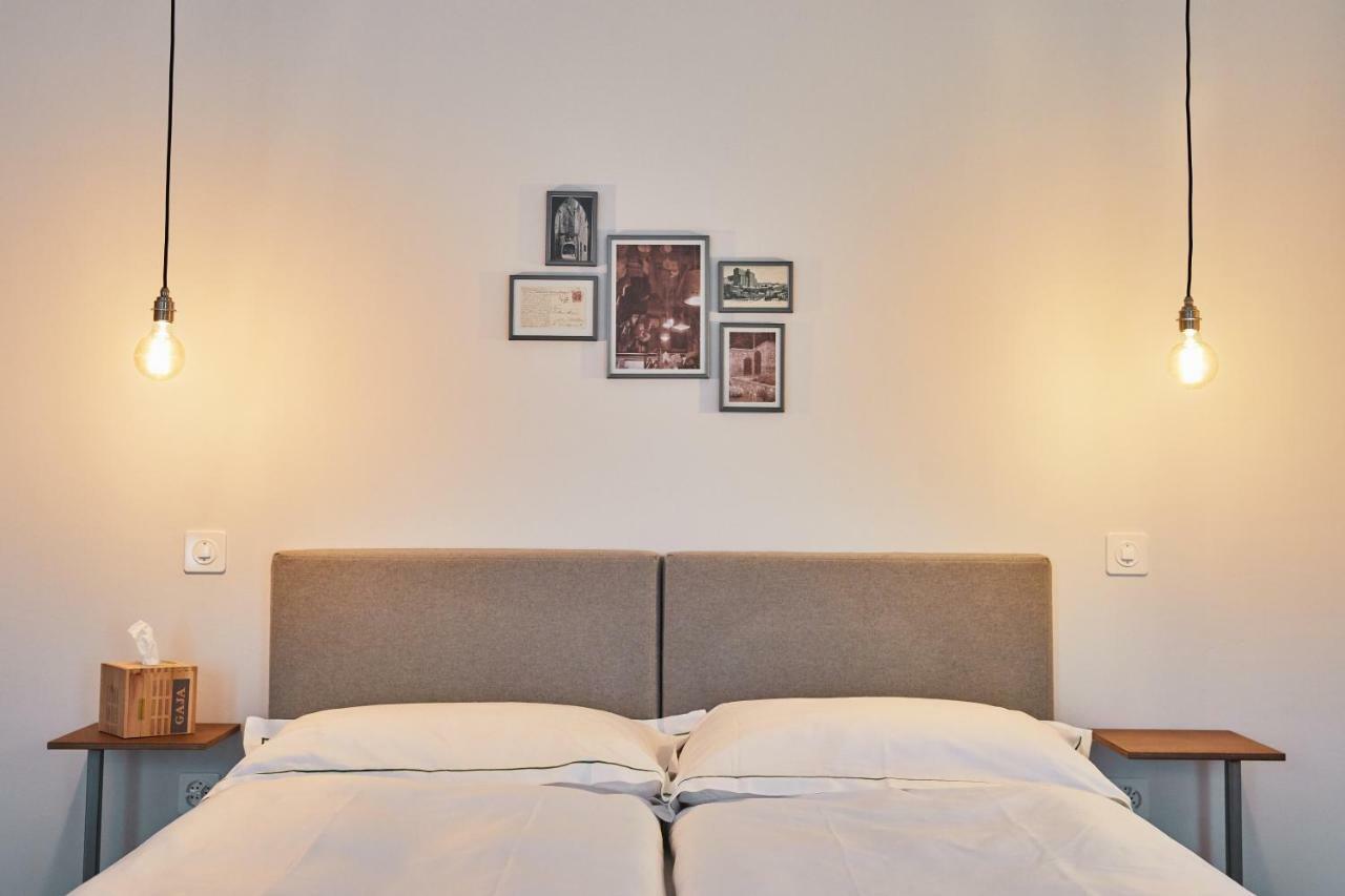 Italian Lifestyle Hotel & Osteria Chartreuse Тун Екстериор снимка