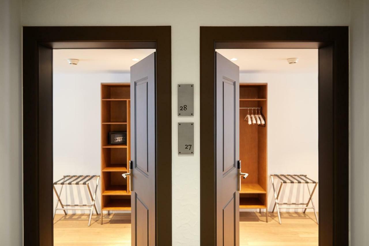 Italian Lifestyle Hotel & Osteria Chartreuse Тун Екстериор снимка